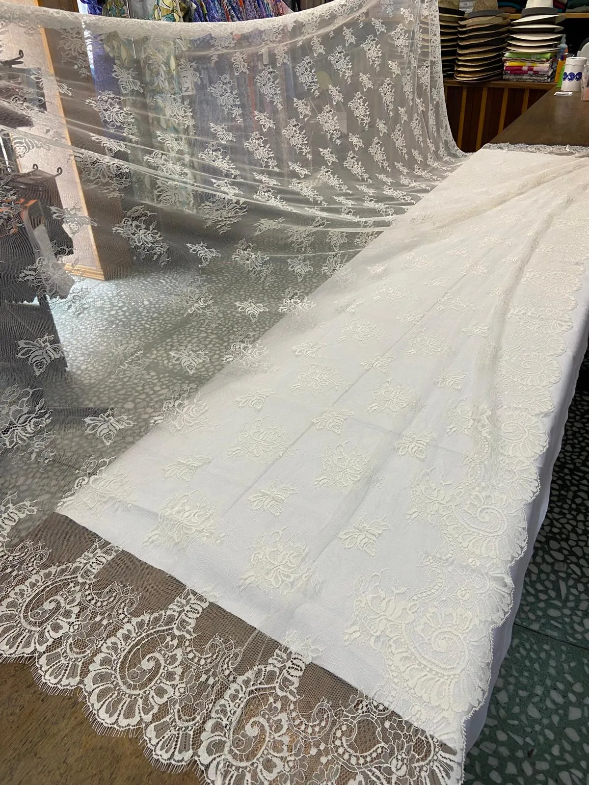 Mantilla grande — 2,50 × 1,30 m